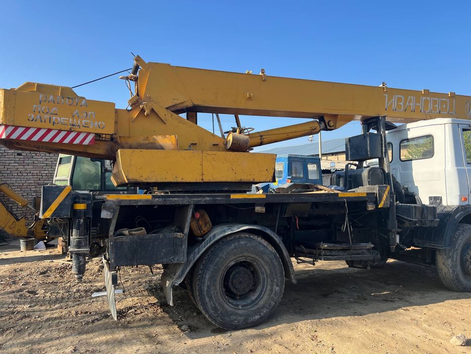 Автокран сотилади