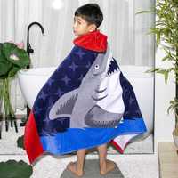 Prosop de baie copii tip poncho,model cu rechinul fioros, 120x60cm