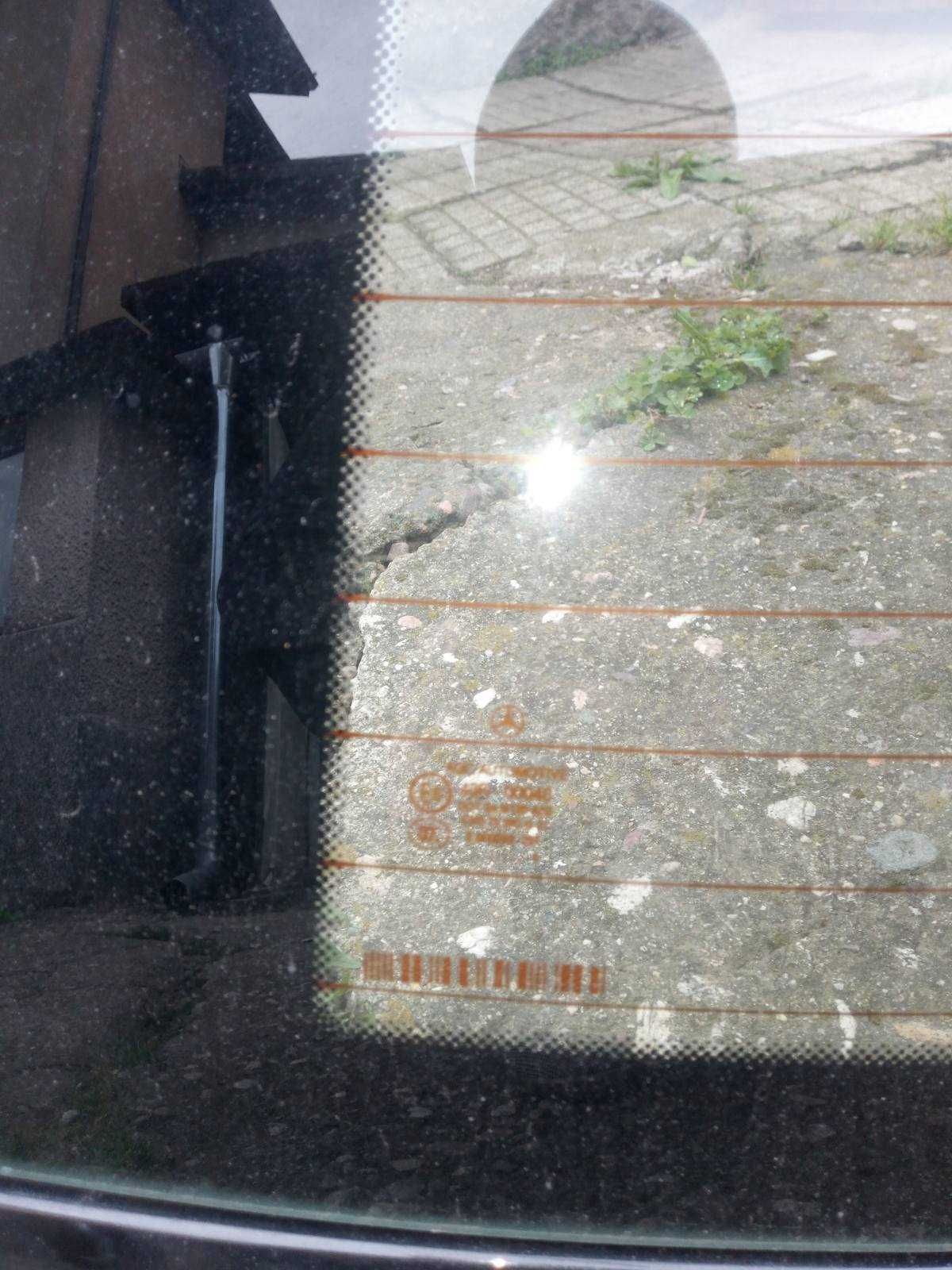 Задно стъкло за автомобил
