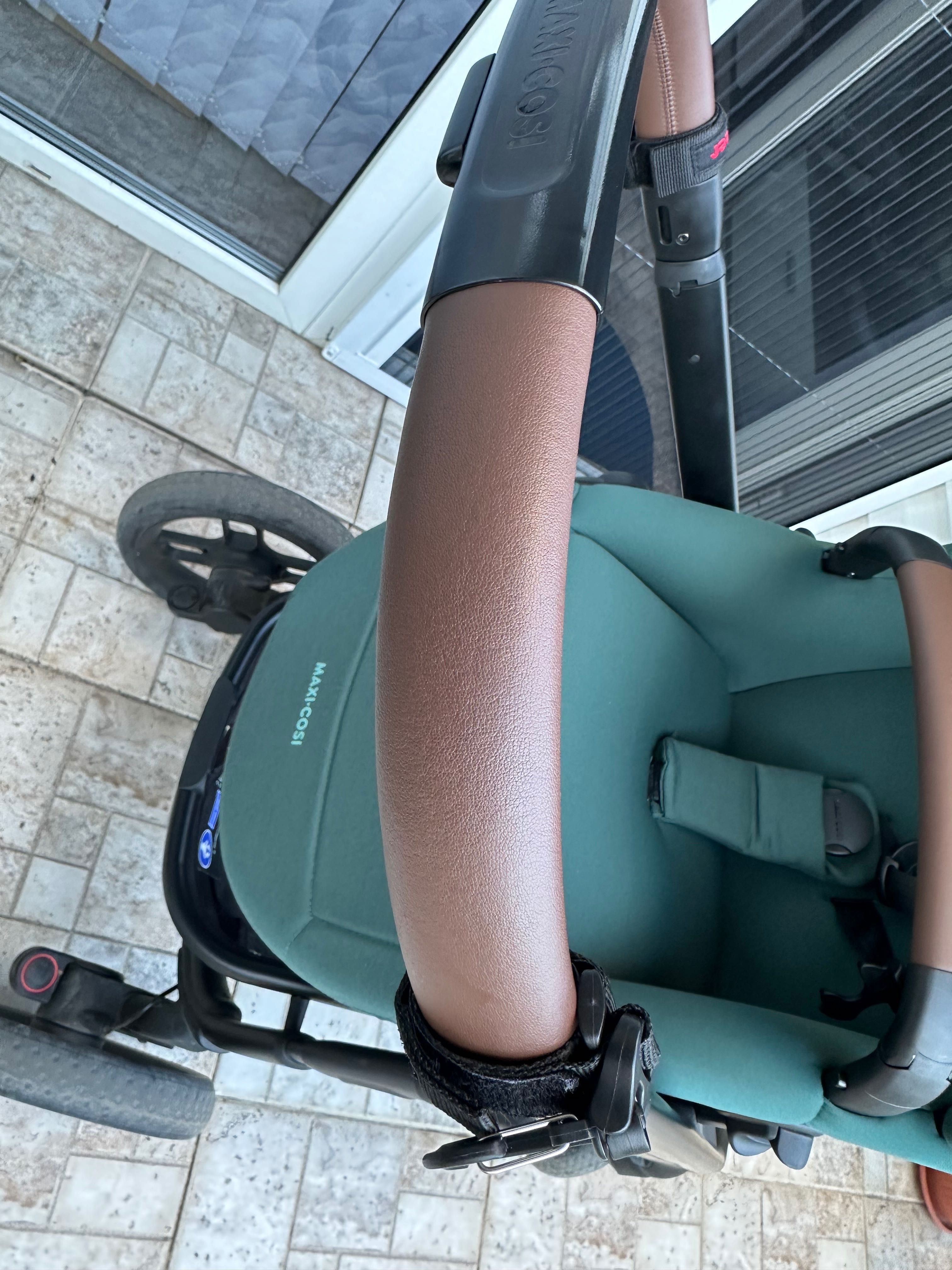Maxi-Cosi  Plaza + 2в1 - Essential Green Чисто нова лятна седалка