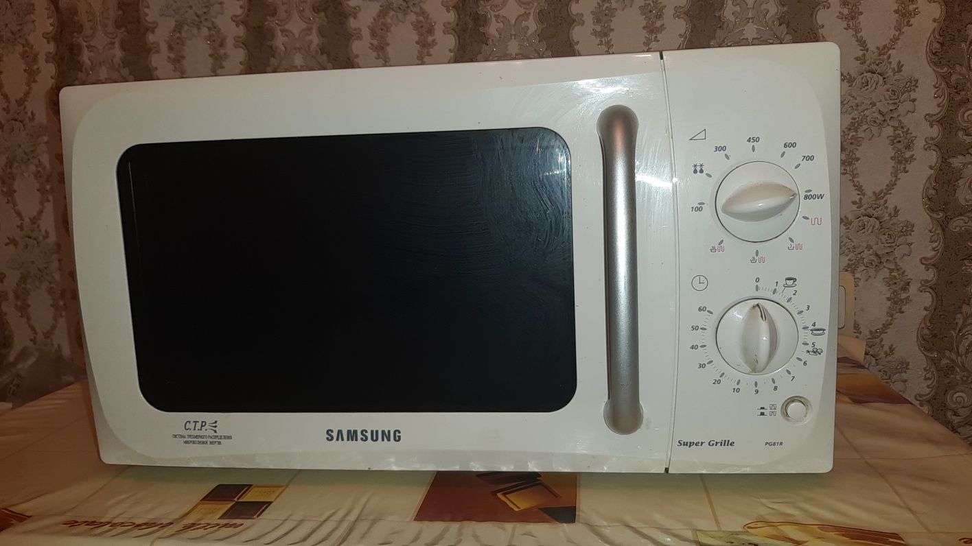 Микроволновка SAMSUNG