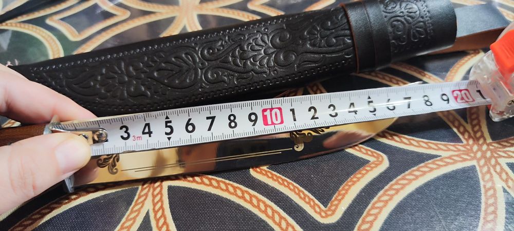 Продается нож новый