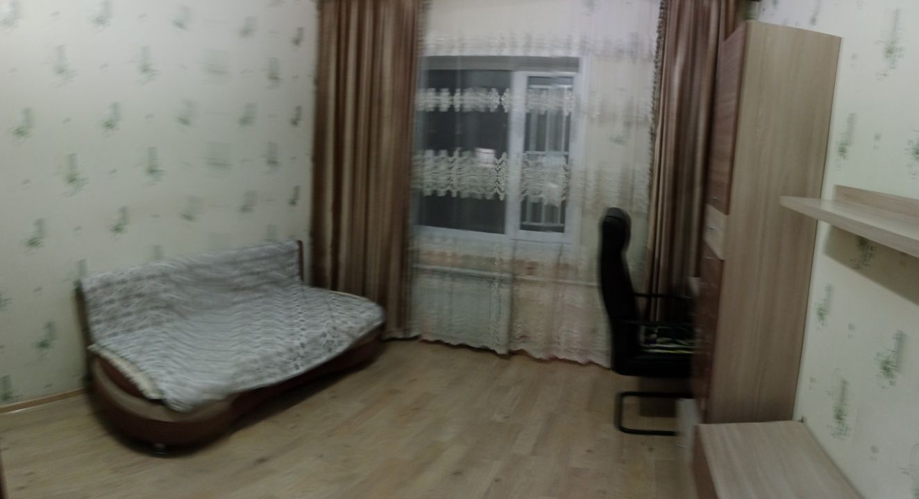 Сдаётся помесячно 3-ком. Центр.