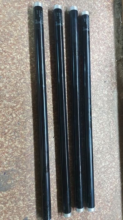 Лампи UV от дискотека 4 броя ,за авариина сигназицая 6 броя и 2 хал. л