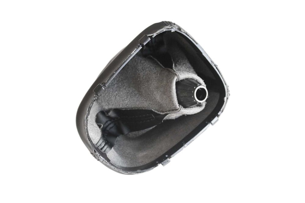 Кожена Топка за скоростен лост 6ск. с Маншон за MERCEDES C W203/S203