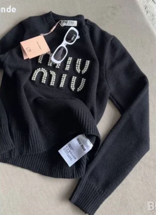 Пуловер плетиво с зашити перли