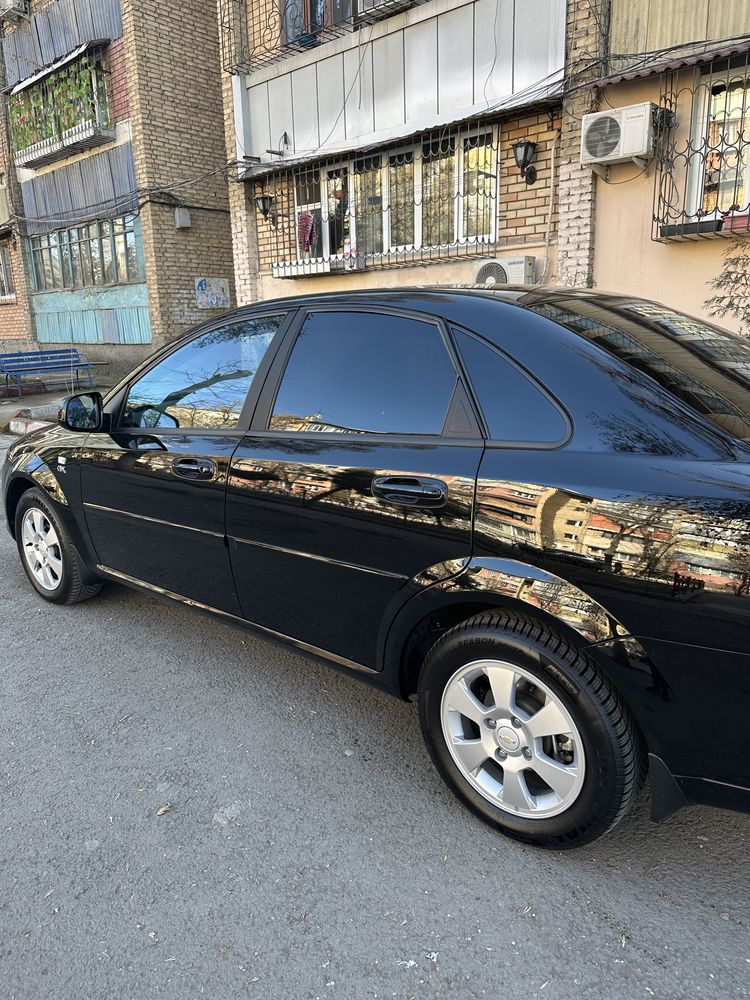 Gentra чёрная 2023