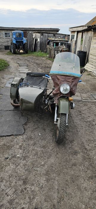 Продам мотоцикл Урал с люлькой