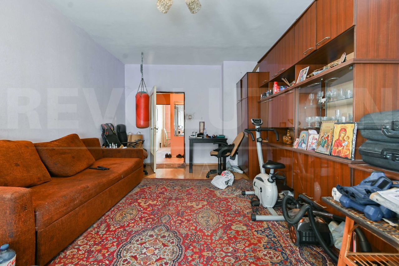 Продава се Тристаен апартамент в София, Слатина - 88 кв.м за 2000 €/кв.м - Снимка #4