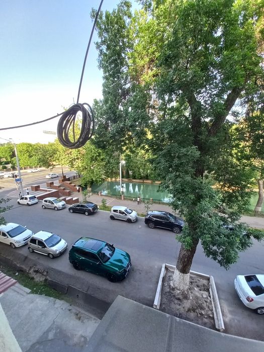 O'rda Anhor bo'yida 2-hona 3-qavatda Kvartira Sotiladi maydoni 50m²