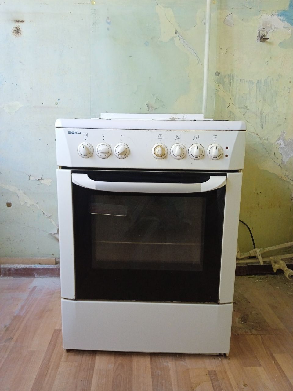 Газовая плита состояние нормальное