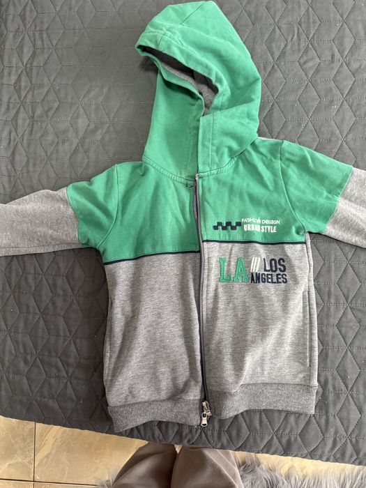 Връхни дрехи за момче 20 лв всички