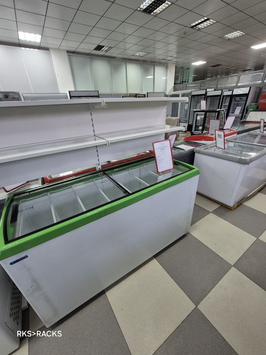 Полка стеллаж витрина витринный магазин торговое оборудование хлебный