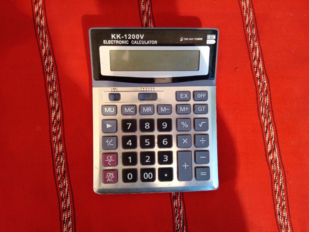 Calculator mare 12 digits (nou , in tipla)