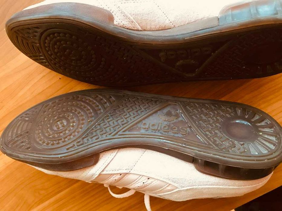 Маратонки ADIDAS