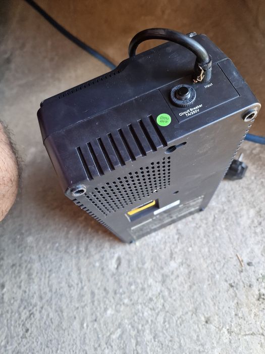 Ups schneider electric