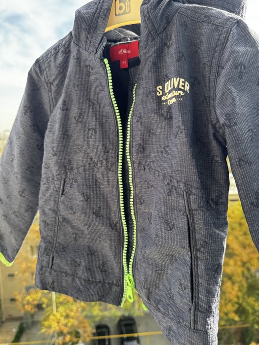 S.Oliver Ветровка на х/б подкладе с капюшоном на малыша 1-3 года