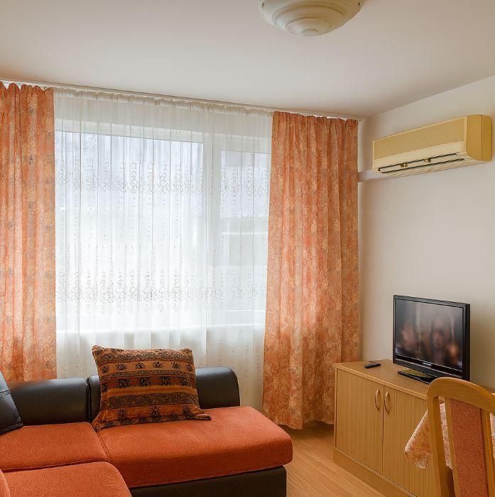 Двустаен апартамент в района на Лятно кино Тракия !