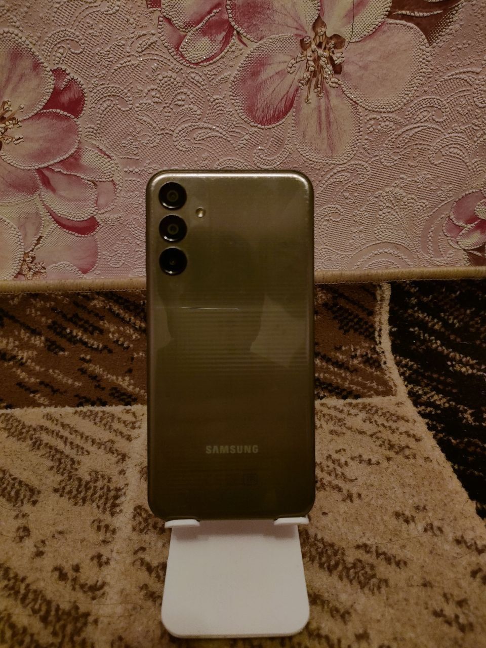 Samsung M15 В идиялнем состаяние