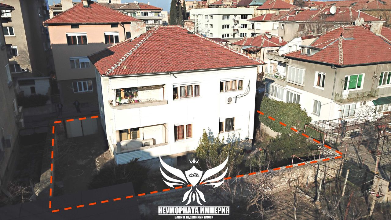 Продава се Къща в Асеновград - 364 кв.м за 68 €/кв.м - Снимка #2