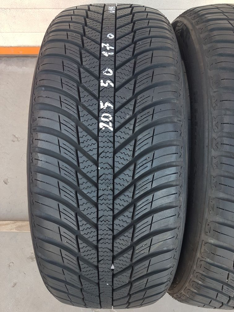 Всесезони гуми 2 броя NEXEN Nblue 4Seasons 205 50 R17 дот 0119