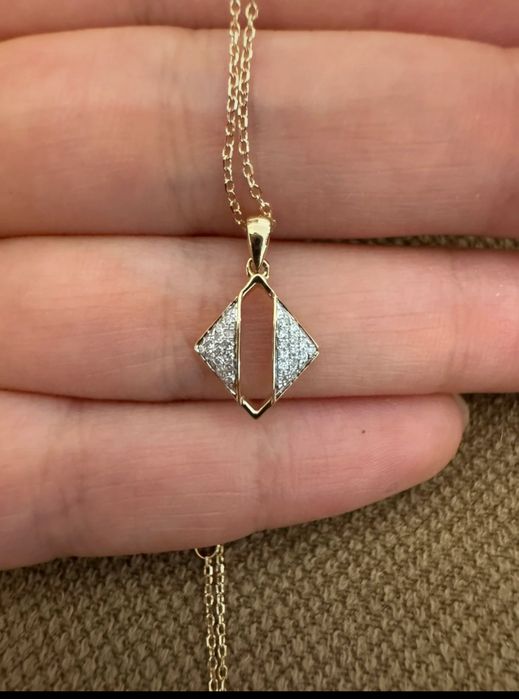 Colier aur cu diamante naturale!