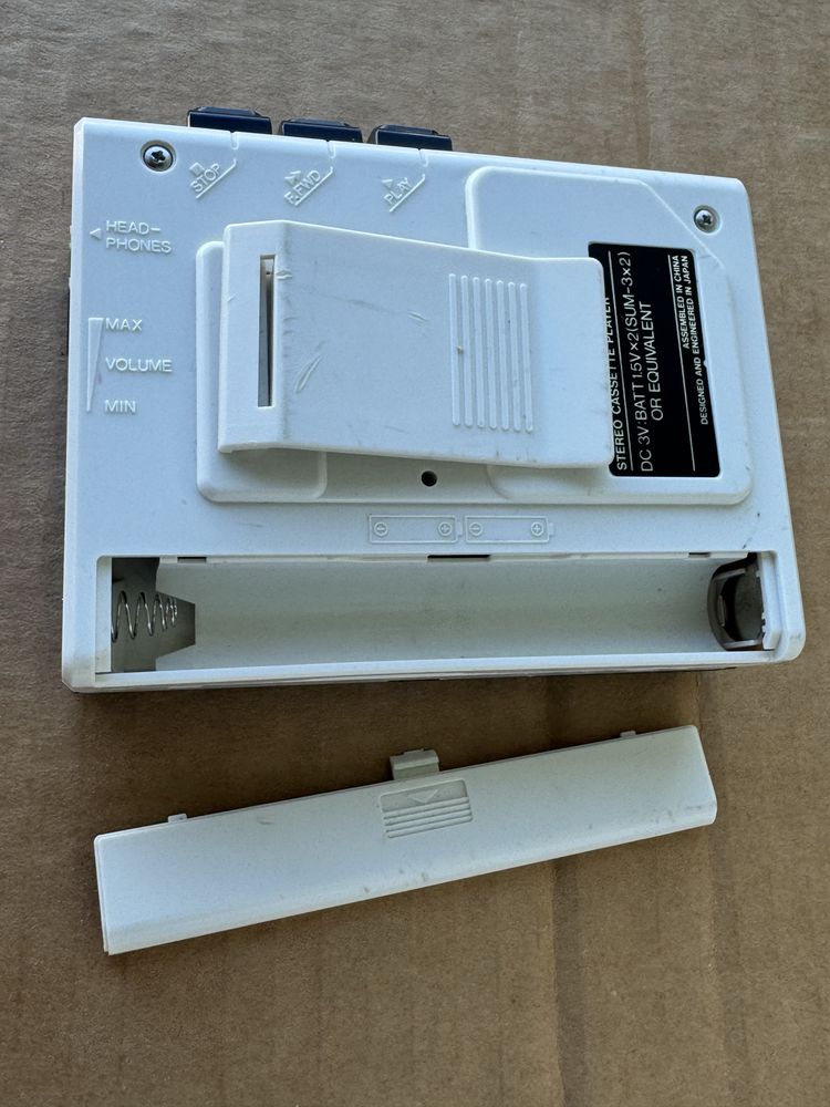 Walkman Aiwa Crown , model SZ-33N , Уокмен Crown SZ-33N