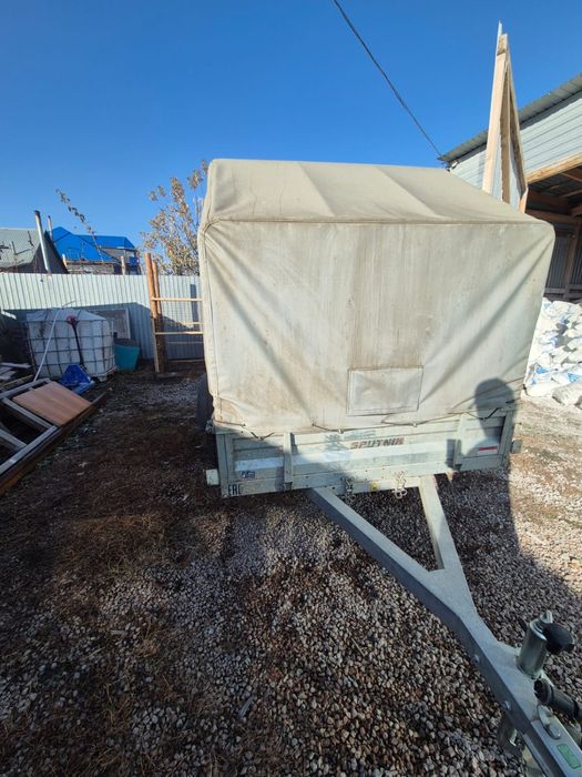 Продам прицеп новый