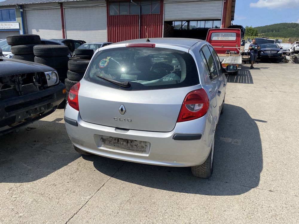 Renault Clio 1.2 2009 НА ЧАСТИ