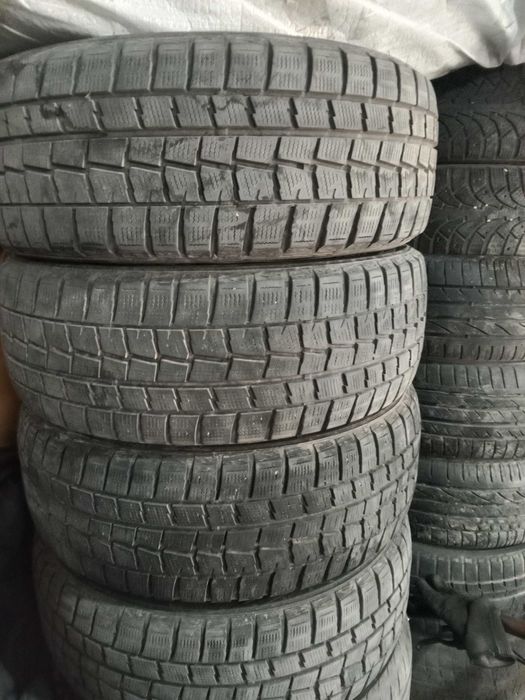 Шины Dunlop 215/55 R17