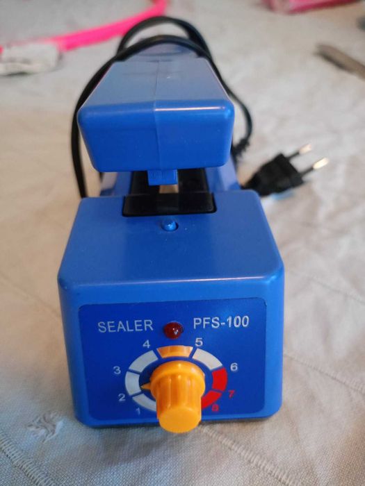 Машинка за Вакуумиране - уред за вакуумиране