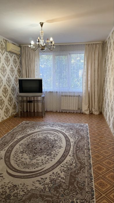 Квартира продам срочно универмаг район