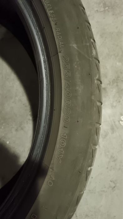 Vand anvelope  Radial 255/40R20 101Y