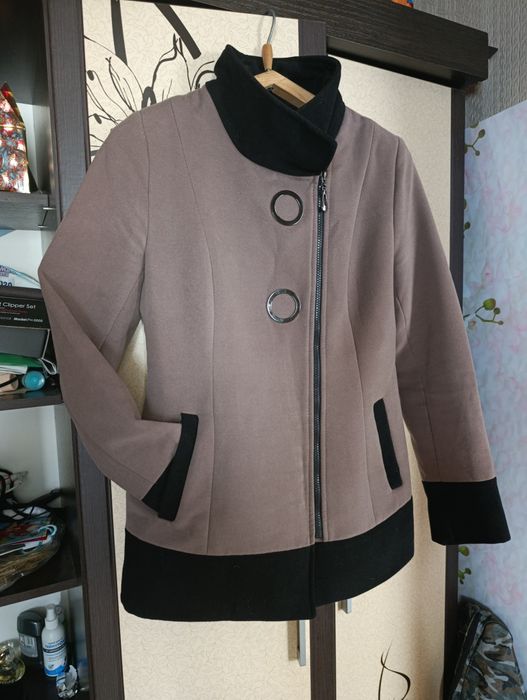Осеннее полупальто 7500