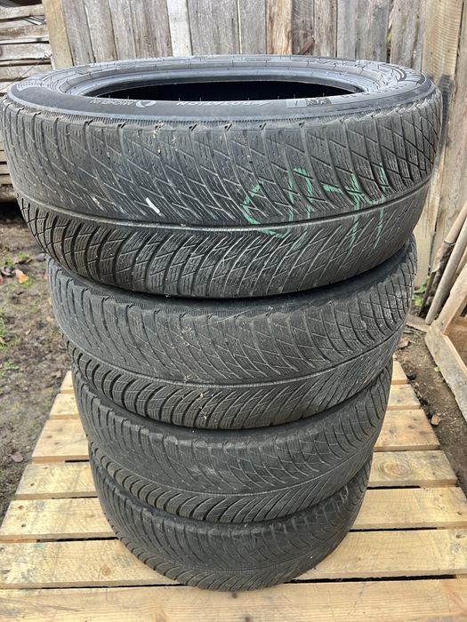 Vând anvelope de iarnă