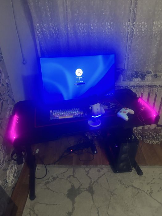 Продам игровой комплект