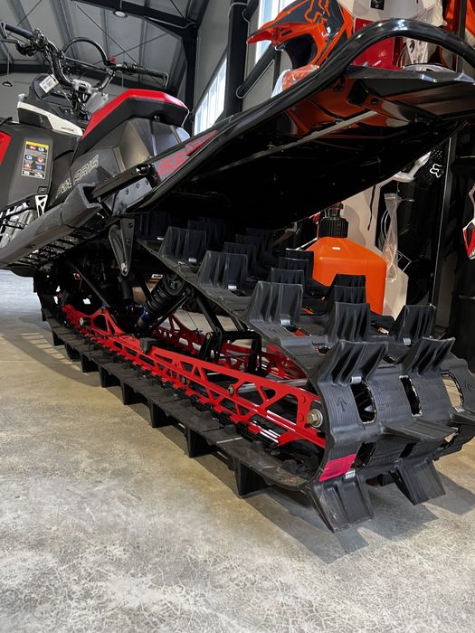 Polaris 850 RMK KHAOS SLASH 155 V1 snowmobile