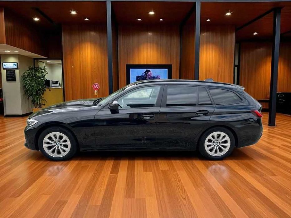 Vând BMW XDrive 320 Touring automat cu numere zoll valabile 29.10.2025