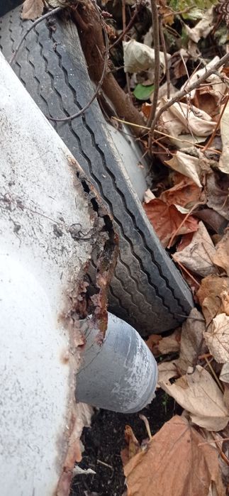 Zaz 965 на части.