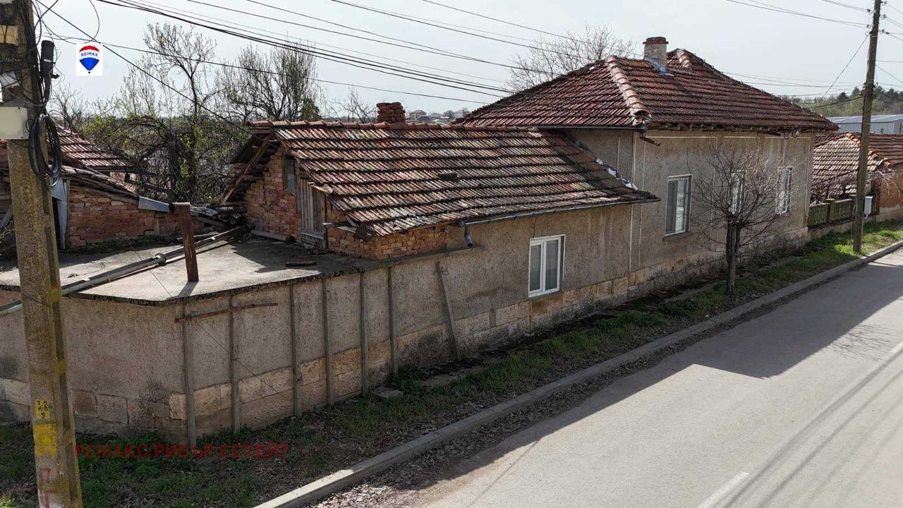 Продава се Къща в Цар Калоян - 137 кв.м за 197 €/кв.м - Снимка #2