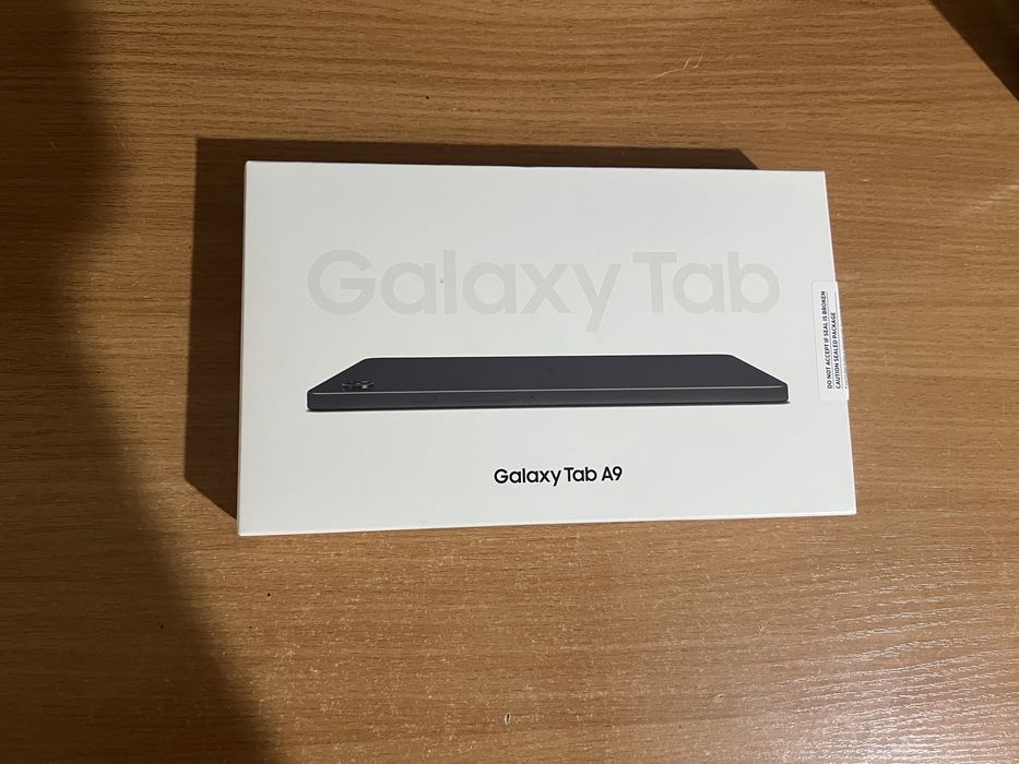Galaxy Tab 128 гб. помять новый