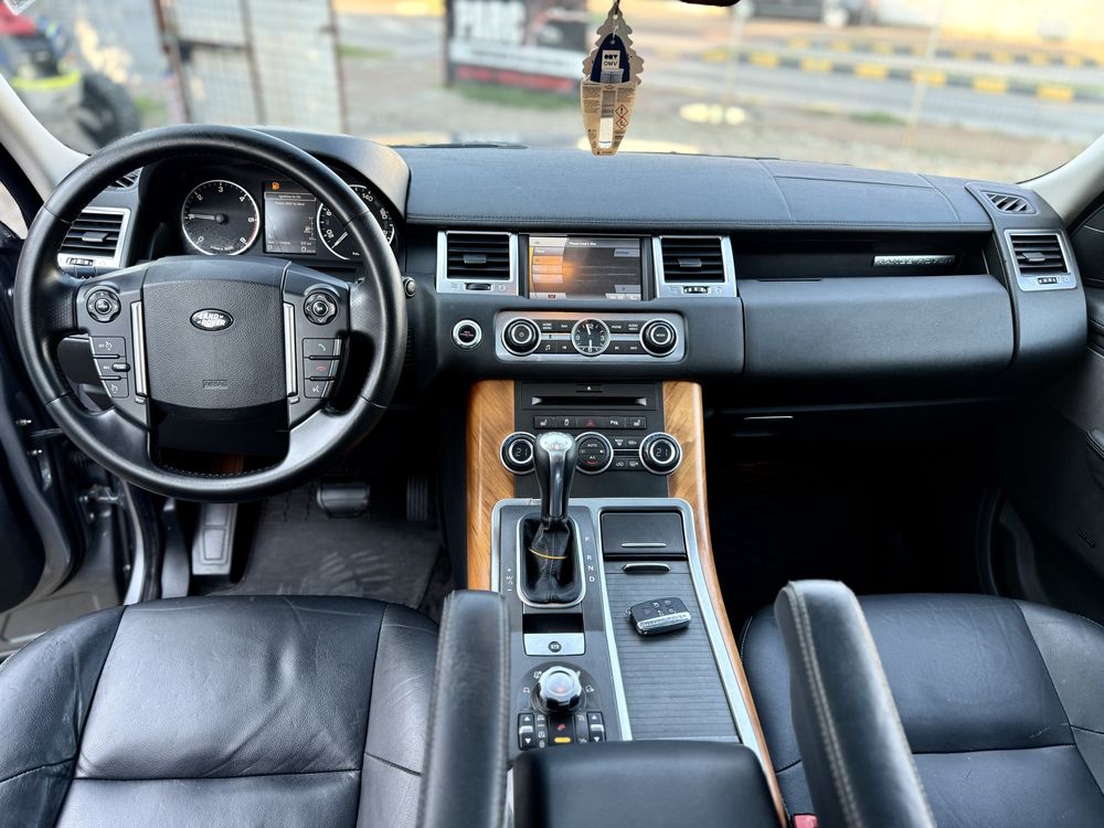 • Range Rover Sport 2011 3.0 Diesel / 170k km Reali ! / Parc Auto RATE