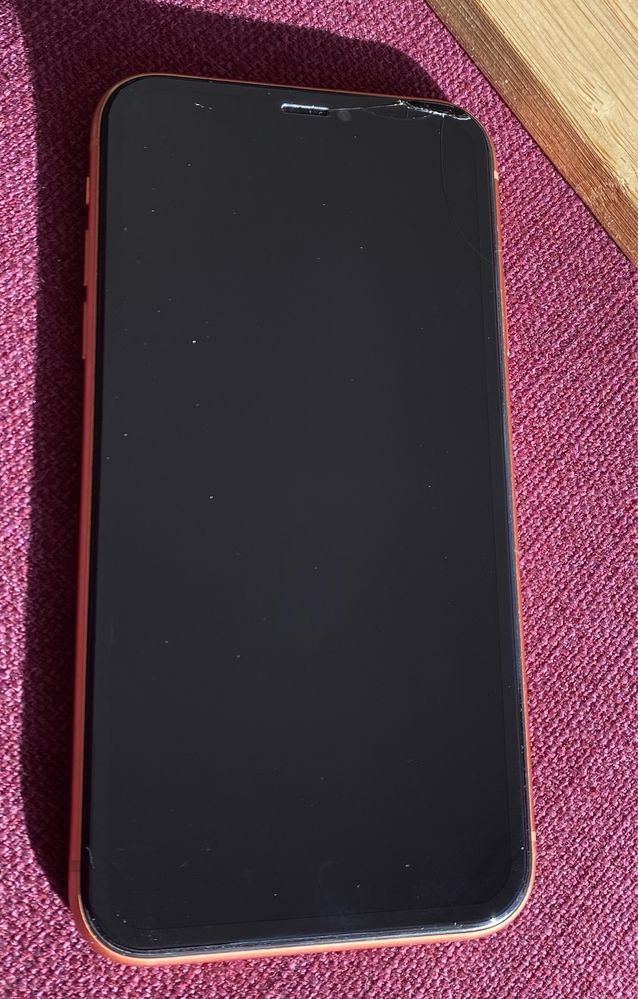iPhone XR, 64 GB с blackout протектор
