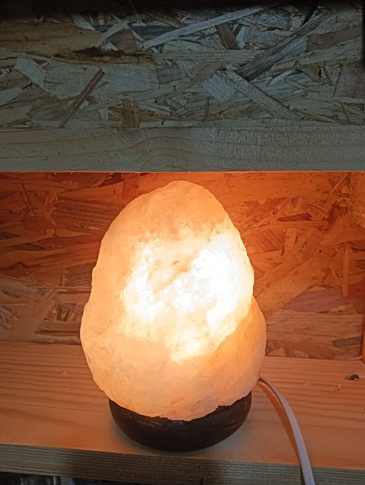 Vând lampa sare Himalaya