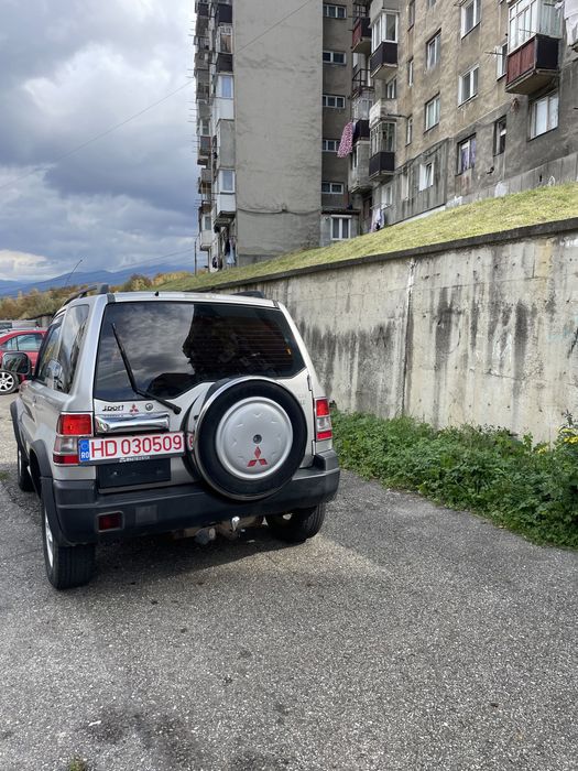 Vănd Pajero Pinin