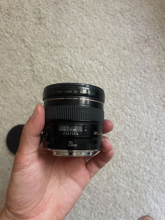 Obiective Canon 28-105 USM si canon 20 mm USM prime