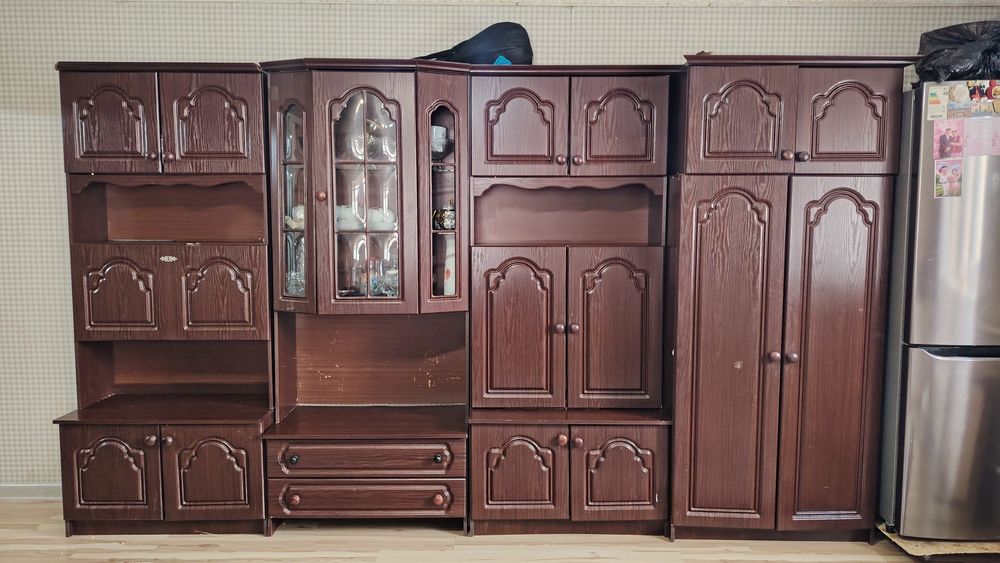 Стенный гарнитур