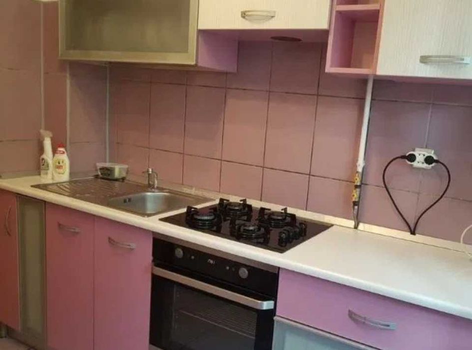 Дава се под наем Тристаен апартамент в Пловдив, Каменица 1 - 90 кв.м за 346.8 € - Снимка #2