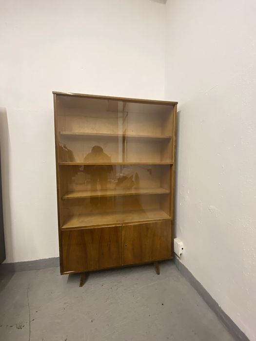 Винтажный.  шкаф