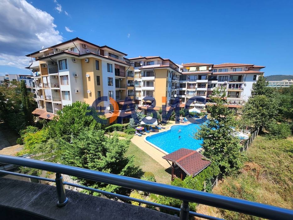 Продава се Двустаен апартамент в к.к. Слънчев бряг - 75 кв.м за 800 €/кв.м - Снимка #1